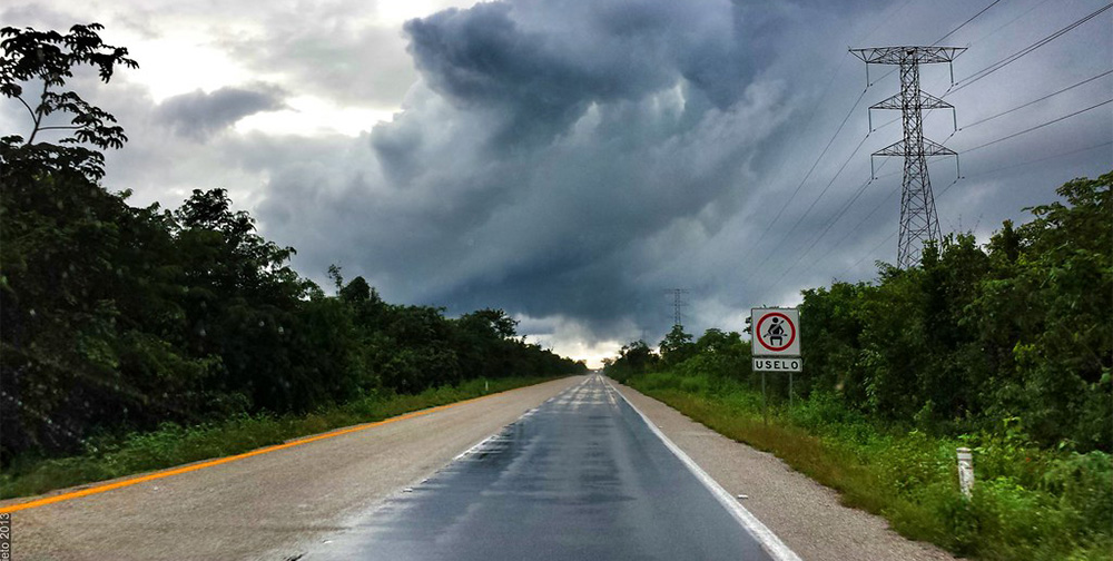 Carretera Mérida-Cancún 